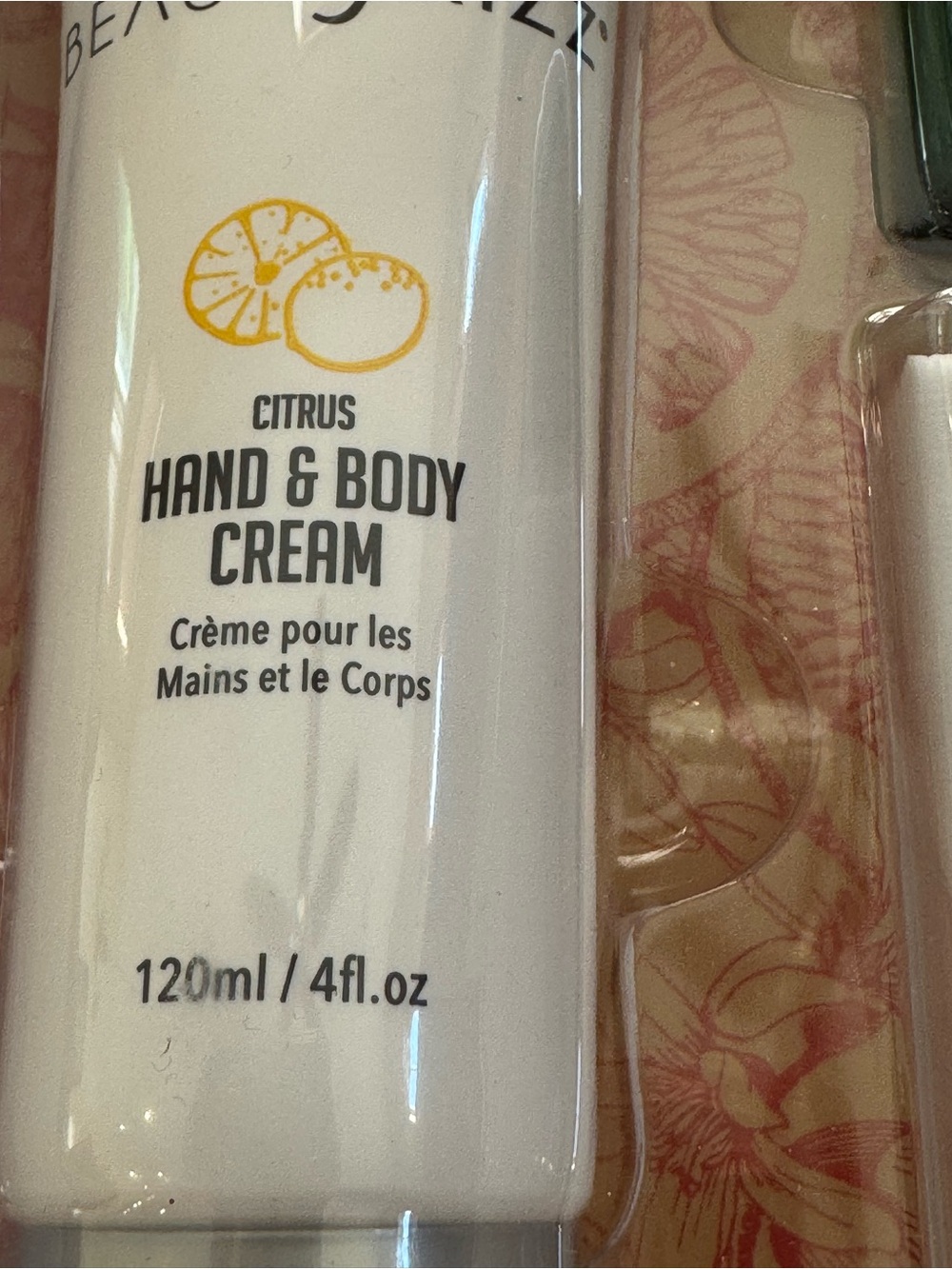 Citrus Manicure Set - Picture 5 of 9